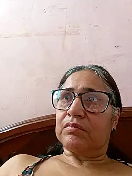 Snapshot of _candi chatting on 03-01-25, 07:04 candi online show from 03-01-25, 07:04