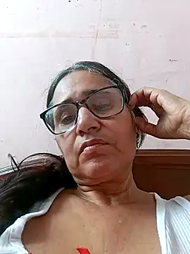 Snapshot of _candi chatting on 03-03-25, 07:17 candi online show from 03-03-25, 07:17