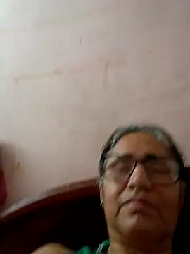 Snapshot of _candi chatting on 03-21-25, 11:12 candi online show from 03-21-25, 11:12