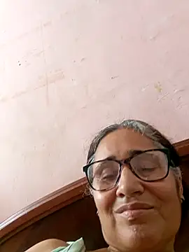 Snapshot of _candi chatting on 03-21-25, 05:23 candi online show from 03-21-25, 05:23