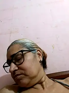 Snapshot of _candi chatting on 09-10-25, 03:39 candi online show from 09-10-25, 03:39
