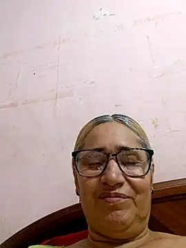 Snapshot of _candi chatting on 09-17-25, 12:01 candi online show from 09-17-25, 12:01