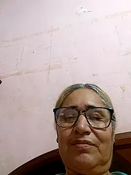 Snapshot of _candi chatting on 09-20-25, 01:39 candi online show from 09-20-25, 01:39