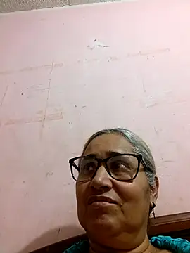 Snapshot of _candi chatting on 09-25-25, 11:52 candi online show from 09-25-25, 11:52