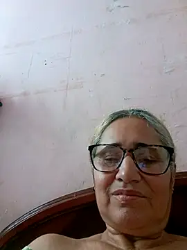 Snapshot of _candi chatting on 09-26-25, 12:42 candi online show from 09-26-25, 12:42
