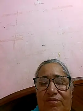 Snapshot of _candi chatting on 10-05-25, 03:05 candi online show from 10-05-25, 03:05