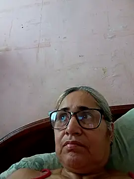 Snapshot of _candi chatting on 10-06-25, 12:13 candi online show from 10-06-25, 12:13