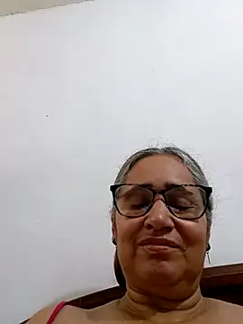  candi online show from 04-13-26, 02:22