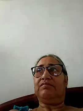  candi online show from 04-17-26, 12:52