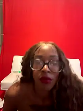 Snapshot of slimerlla chatting on 12-15-25, 04:44 slimerlla online show from 12-15-25, 04:44