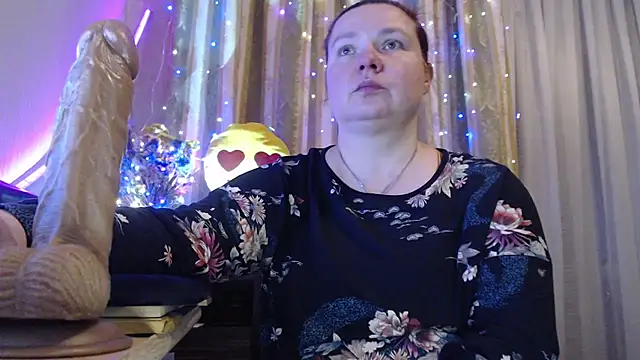 amorelara online show from 05-30-26, 08:11