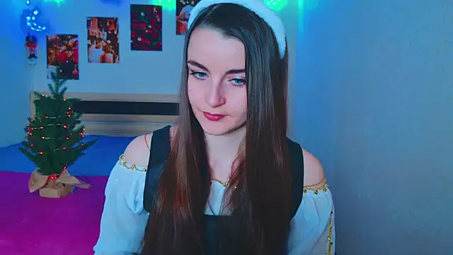 Miss Arwen online show from 12-23-24, 06:00