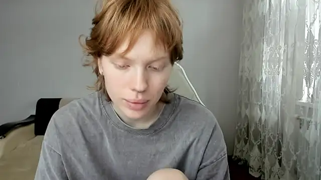 Snapshot of StellaDavis chatting on 06-28-26, 11:05 StellaDavis online show from 06-28-26, 11:05
