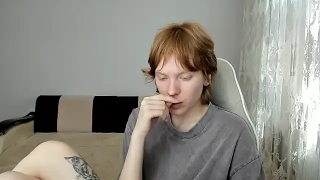 Snapshot of StellaDavis chatting on 07-03-26, 10:10 StellaDavis online show from 07-03-26, 10:10