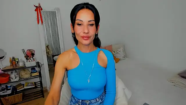 Snapshot of Blackeyeslady chatting on 05-16-26, 07:23 Blackeyeslady online show from 05-16-26, 07:23