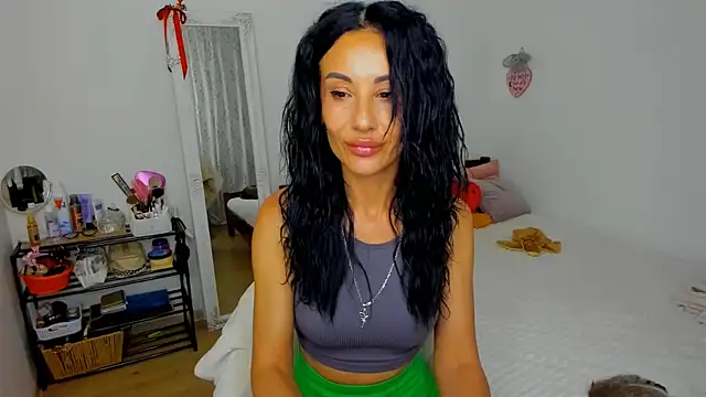 Snapshot of Blackeyeslady chatting on 05-22-26, 04:34 Blackeyeslady online show from 05-22-26, 04:34