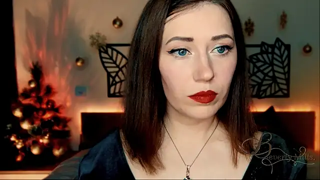 MissBeverlyMills online show from 12-19-24, 06:01