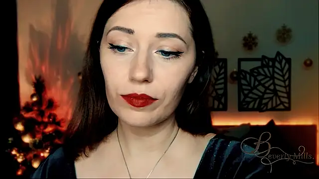 MissBeverlyMills online show from 12-19-24, 09:38