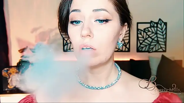 MissBeverlyMills online show from 03-05-25, 12:55