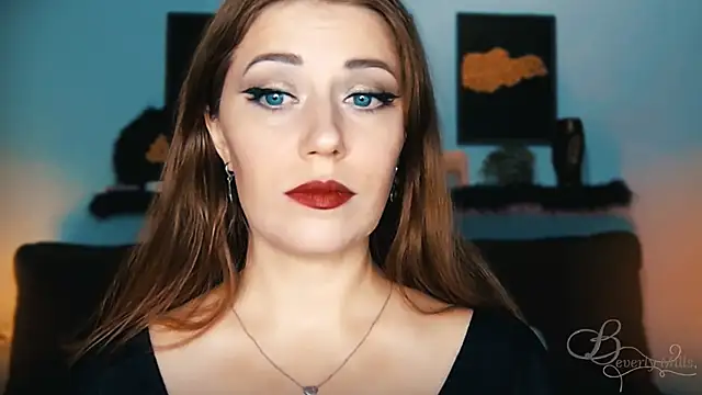 MissBeverlyMills online show from 09-14-25, 08:13