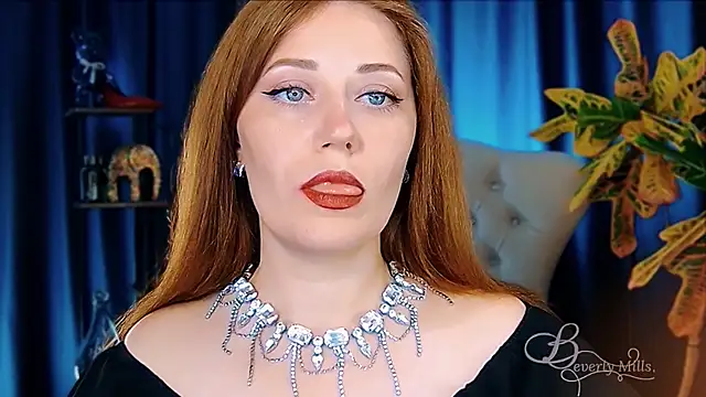 MissBeverlyMills online show from 07-05-26, 07:37