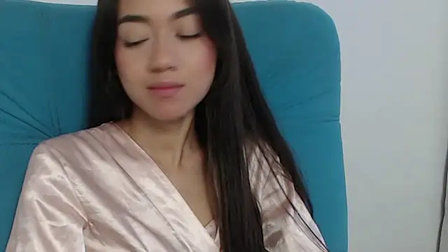 hantonella  online show from 12-02-24, 01:57