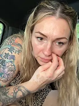 MaggieMayI89 online show from 05-25-26, 04:57