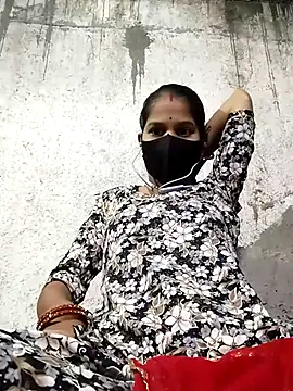 Anushka Ji online show from 10-28-25, 06:17