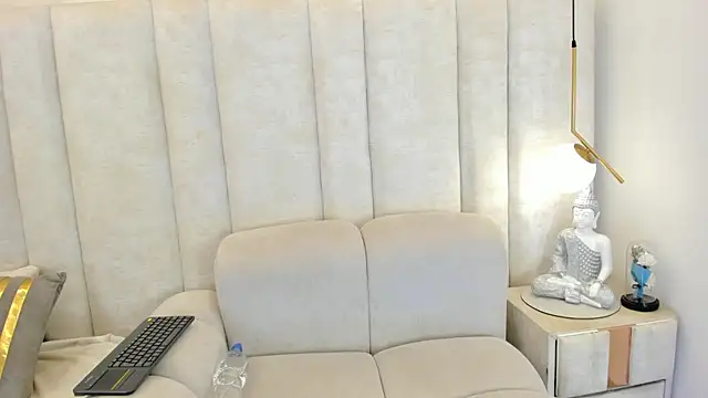 im giselle  online show from 04-09-26, 05:40