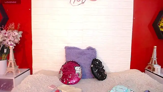  poison sweet online show from 11-14-25, 08:07