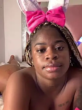 Snapshot of Tamara_Lubezkii chatting on 02-01-25, 07:55 Tamara Lubezkii online show from 02-01-25, 07:55