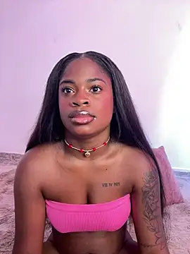 Snapshot of Tamara_Lubezkii chatting on 03-01-25, 04:33 Tamara Lubezkii online show from 03-01-25, 04:33