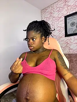 Snapshot of Tamara_Lubezkii chatting on 09-27-25, 04:23 Tamara Lubezkii online show from 09-27-25, 04:23