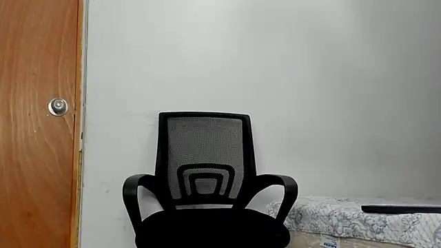 andrew rose  online show from 04-14-26, 06:25