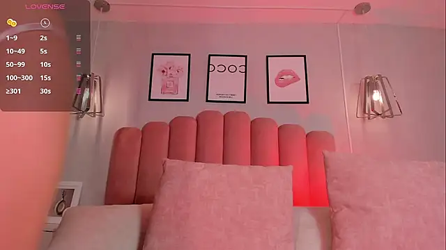 Megan-holly online show from 07-06-26, 03:47