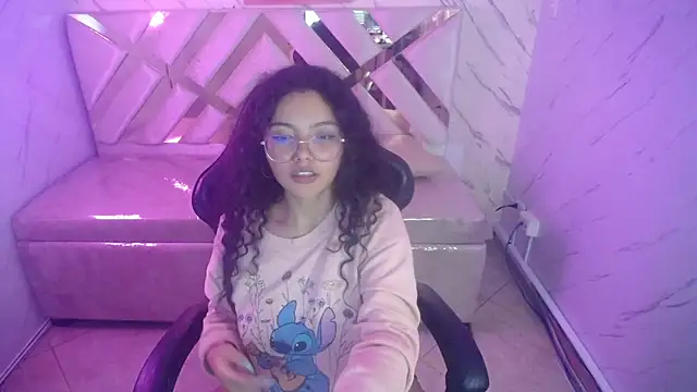 victoria castillo b online show from 03-12-25, 09:34