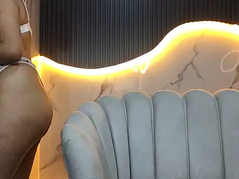 victoria castillo b online show from 02-06-26, 08:23