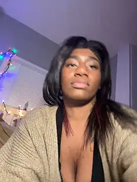 Snapshot of xDestineeXX chatting on 01-25-25, 05:07 xDestineeXX online show from 01-25-25, 05:07