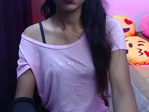 Snapshot of Angel_kiyara chatting on 10-09-25, 06:17 Angel kiyara online show from 10-09-25, 06:17