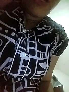 Snapshot of _sonal_sharma chatting on 10-03-25, 07:33 sonal sharma online show from 10-03-25, 07:33