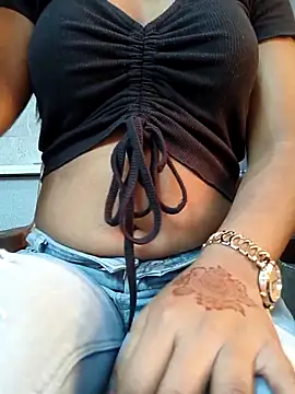 Snapshot of Sarita_7 chatting on 01-09-25, 07:31 Sarita 7 online show from 01-09-25, 07:31