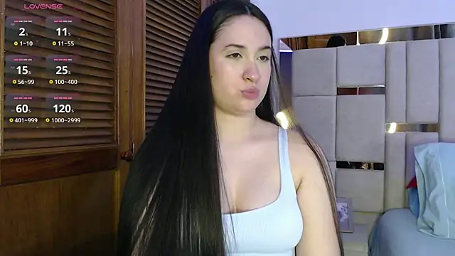 Snapshot of sofiaduque_26 chatting on 01-17-25, 05:19 sofiaduque 26 online show from 01-17-25, 05:19