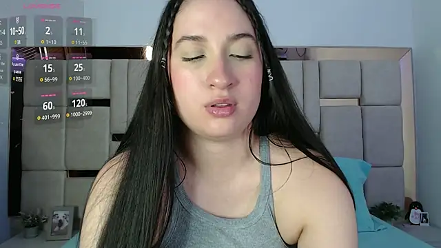 Snapshot of sofiaduque_26 chatting on 01-18-25, 11:55 sofiaduque 26 online show from 01-18-25, 11:55