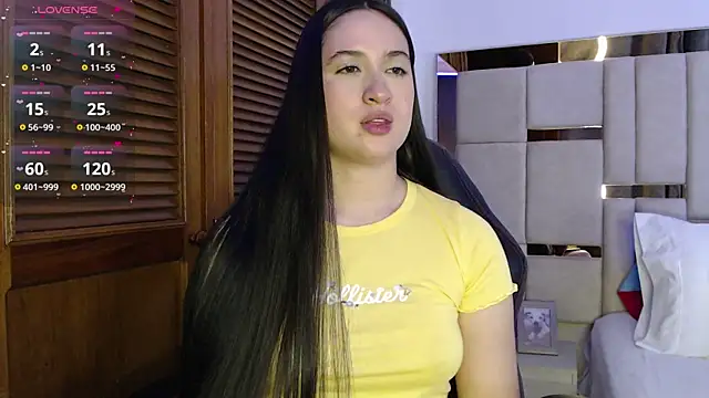 Snapshot of sofiaduque_26 chatting on 02-21-25, 11:54 sofiaduque 26 online show from 02-21-25, 11:54