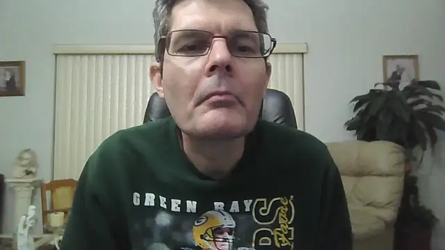 Snapshot of Copfiremen4566 chatting on 03-16-26, 04:29 Copfiremen4566 online show from 03-16-26, 04:29