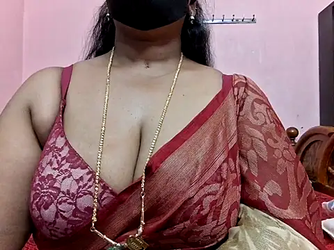 Snapshot of Pallavi-sri chatting on 03-10-26, 09:14 Pallavi-sri online show from 03-10-26, 09:14