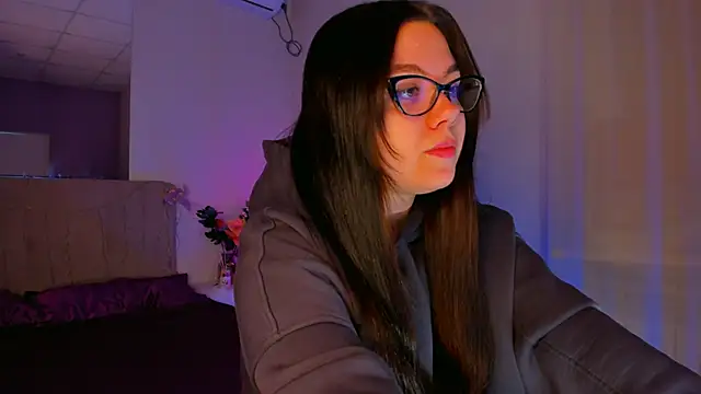 SelenaaSky online show from 01-06-25, 01:52