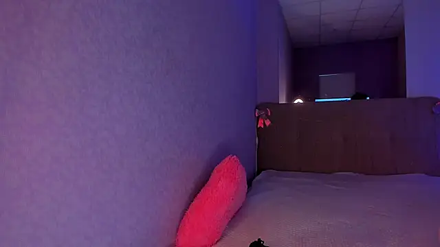 SelenaaSky online show from 01-07-25, 01:46