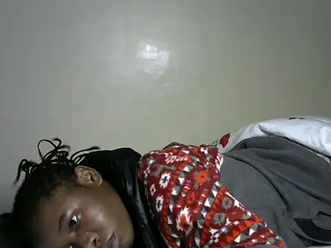 Novah  online show from 12-21-25, 03:02