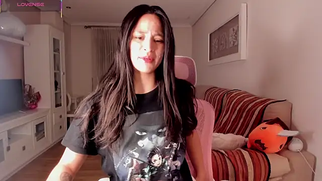 bella apont online show from 11-09-25, 08:18